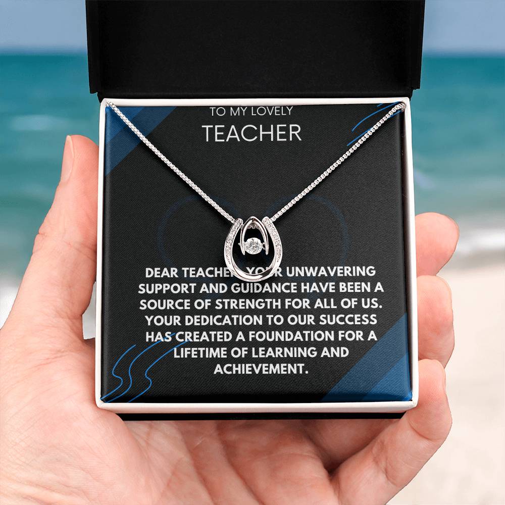 Artistic Awe: Palette Pendant for Creative Educators