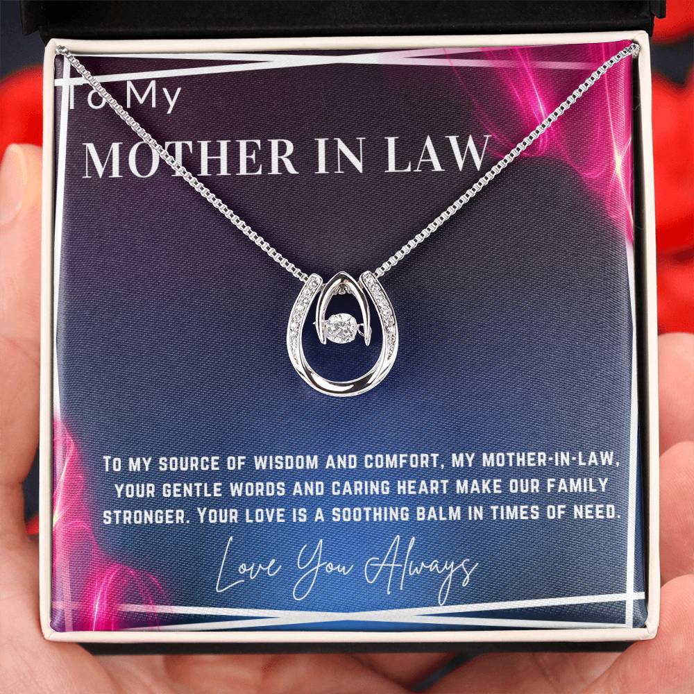 Sculpted Elegance: Mother-in-Law Cameo Necklace