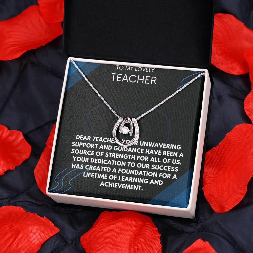 Artistic Awe: Palette Pendant for Creative Educators