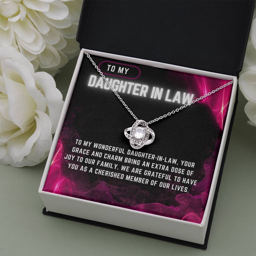 Pearl Essence Daughter-in-Law Necklace