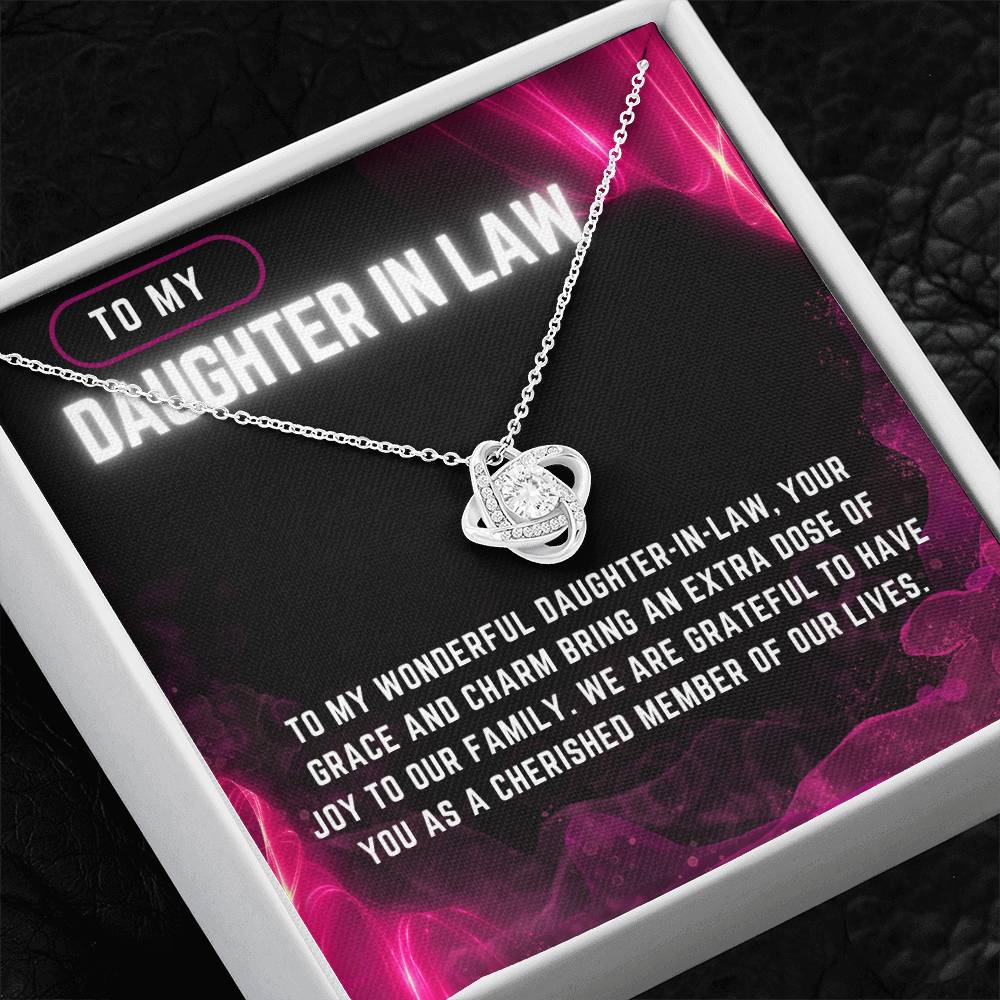 Pearl Essence Daughter-in-Law Necklace