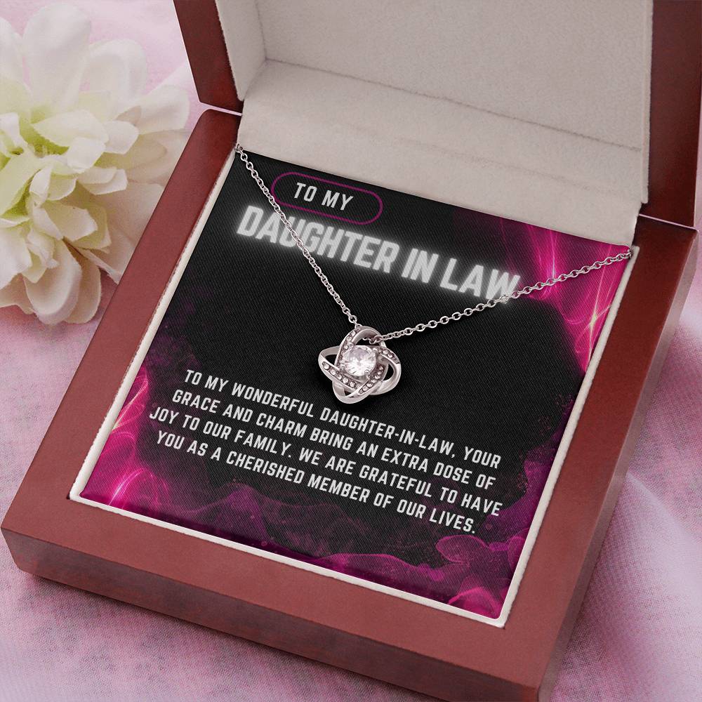 Pearl Essence Daughter-in-Law Necklace